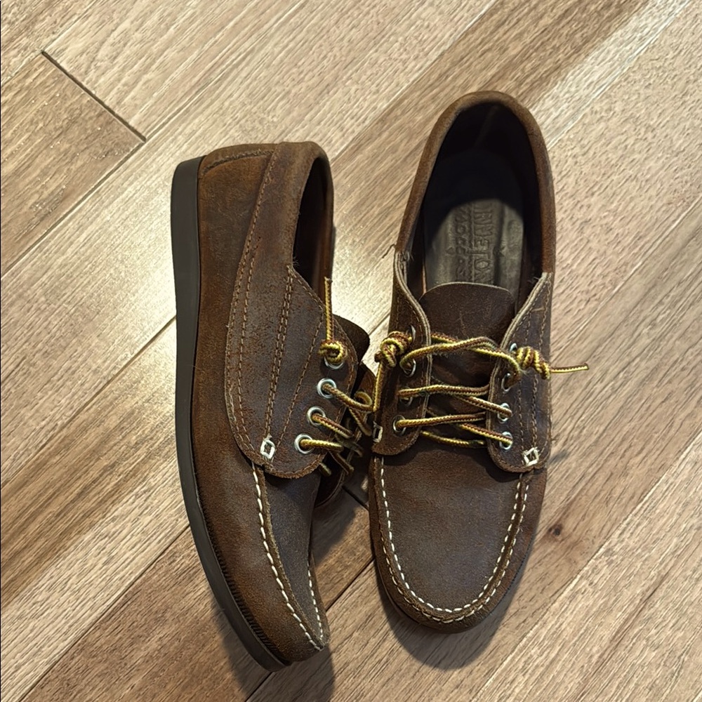 Vintage boat shoes suede boat shoe 8.5 
THEY FIT MORE LIKE SIZE 8